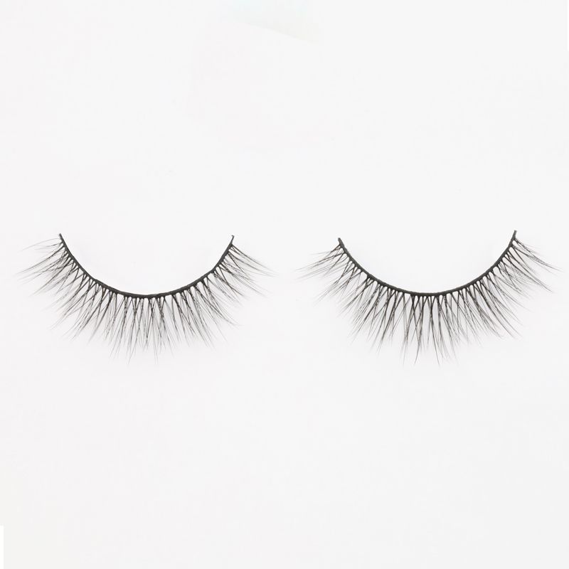 sell lashes.JPG